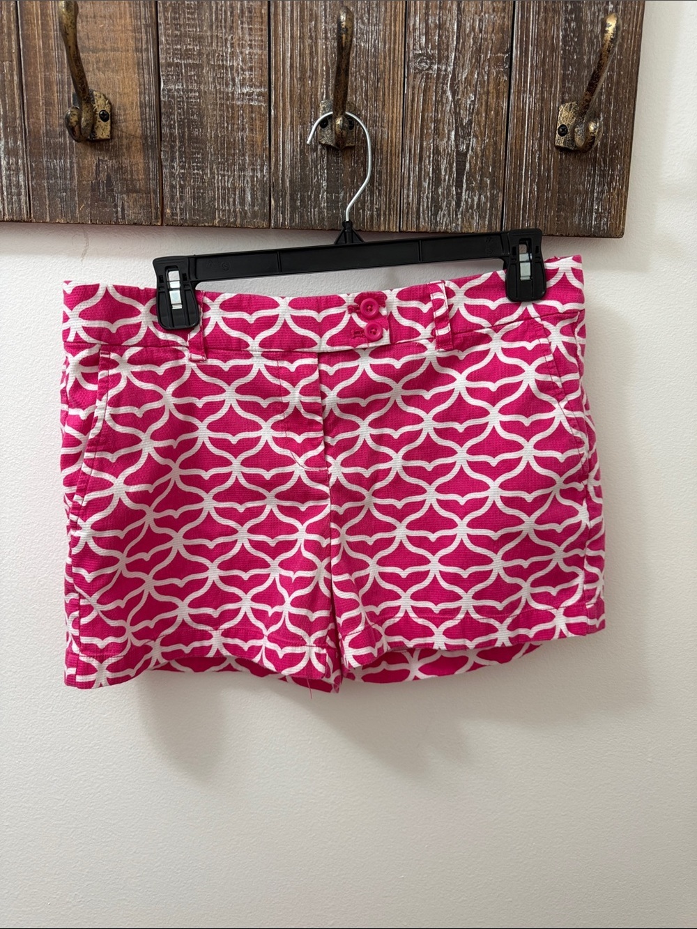 Vineyard Vines Pink & White Printed Shorts